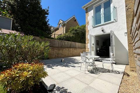 1 bedroom house to rent, Church Road, Shanklin, Isle of Wight, PO37