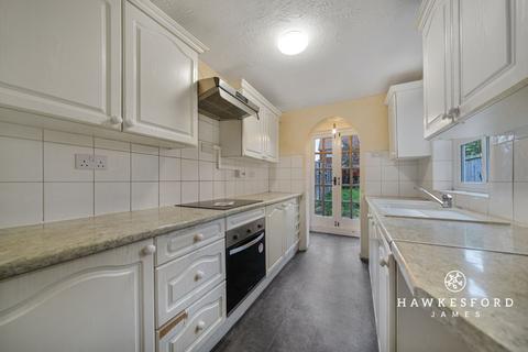 2 bedroom terraced house for sale, Station Road, Sittingbourne ME9