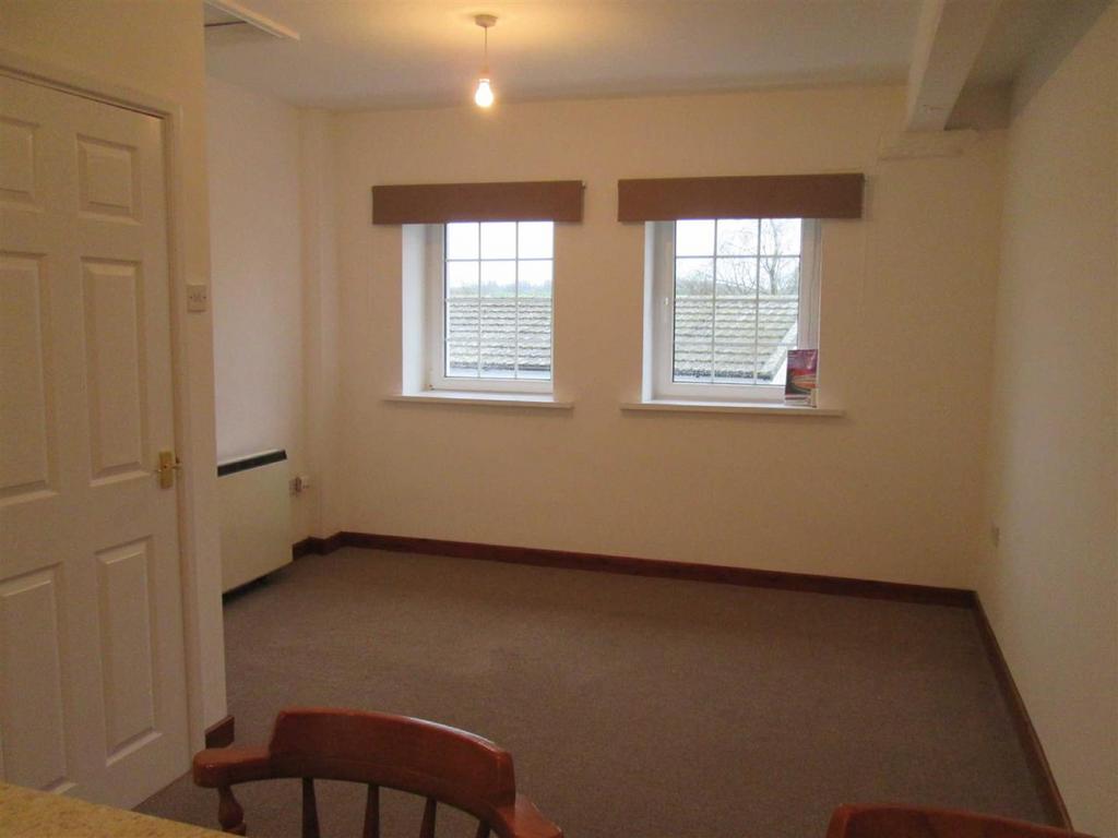 Lounge/kitchen/dining room