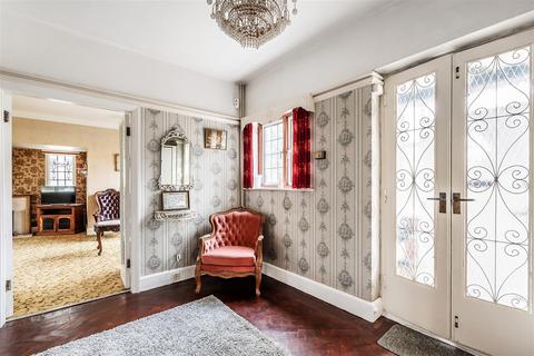 5 bedroom detached house for sale, The Avenue, South Cheam, SM2