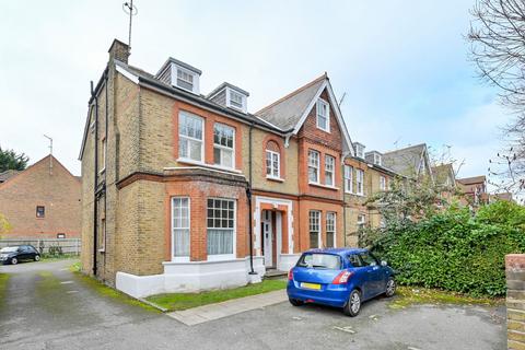 Maisonette for sale, Culmington Road, Ealing Broadway, London, W13
