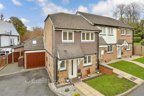 undefined, Green Leaf Avenue, Wallington, Surrey