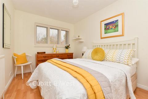 undefined, Green Leaf Avenue, Wallington SM6
