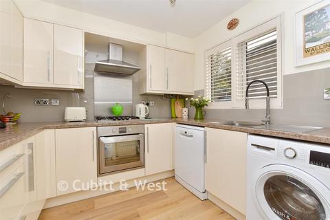 undefined, Green Leaf Avenue, Wallington SM6