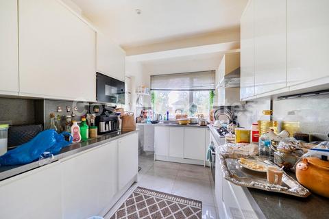 4 bedroom semi-detached house for sale, Selvage Lane, Mill Hill, NW7