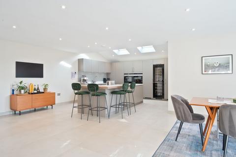 4 bedroom detached house for sale, St. Michaels, Longstanton, CB24