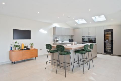 4 bedroom detached house for sale, St. Michaels, Longstanton, CB24