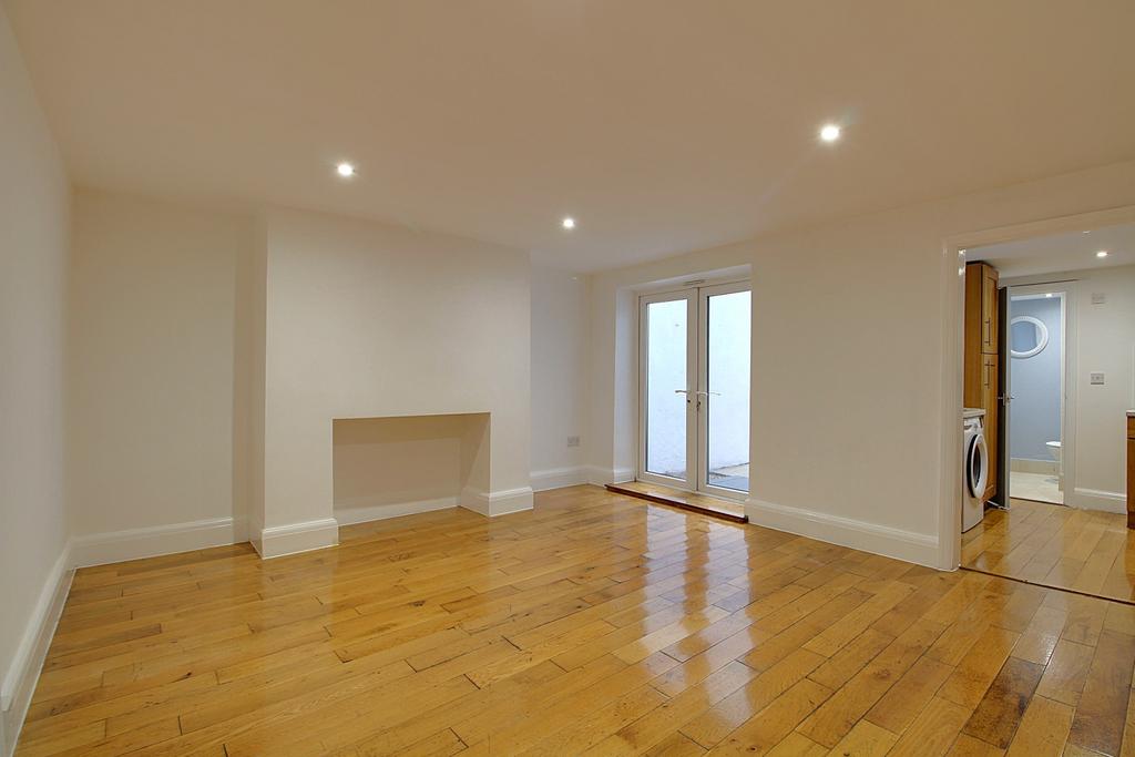 Living room 2