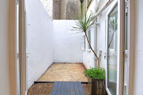 undefined, Farm Road Hove
