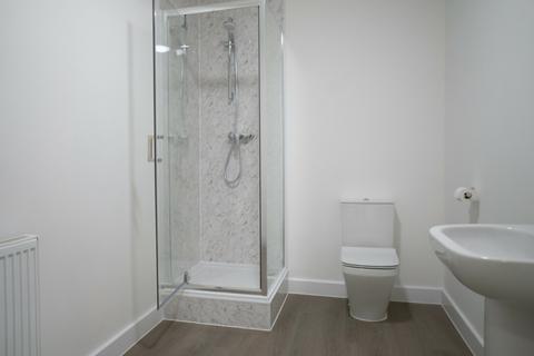8 bedroom house to rent, Crofton Street, Manchester M14