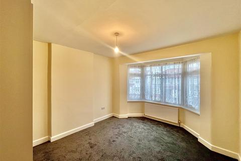 undefined, Basildene Road, Hounslow TW4