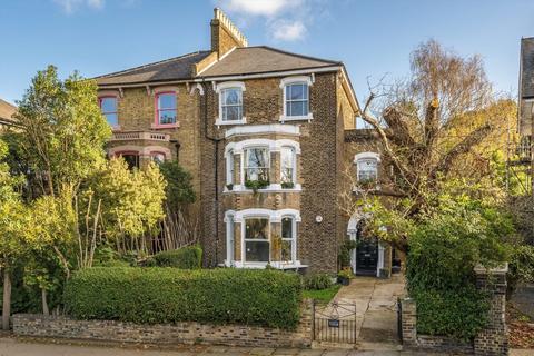 3 bedroom maisonette to rent, Breakspears Road, London SE4