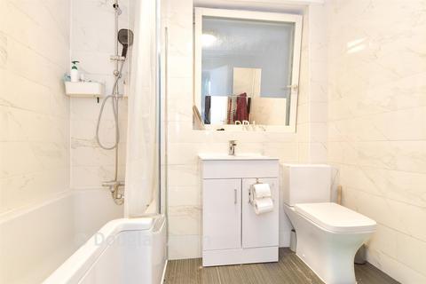 2 bedroom apartment for sale, Mersea House, Barking IG11