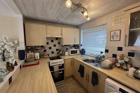 undefined, Ffordd Garnedd, Y Felinheli, Gwynedd, LL56