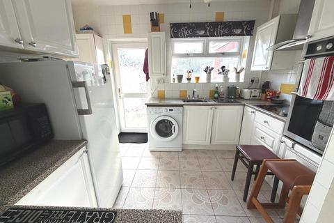 3 bedroom detached bungalow for sale, Stonehill, Street