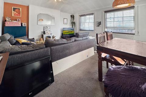 1 bedroom flat for sale, Church Terrace, London SE13