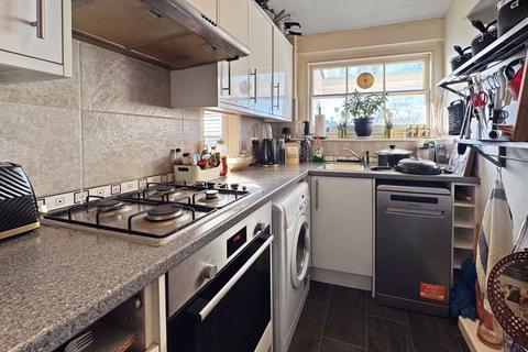 1 bedroom flat for sale, Church Terrace, London SE13