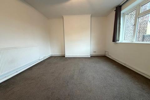 2 bedroom flat to rent, Horsenden Lane North, Greenford UB6