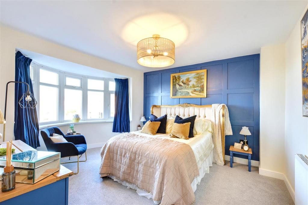 Bedroom 1 1.jpeg