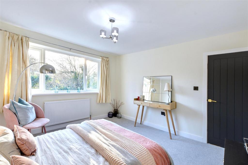 Bedroom 2 3.jpeg