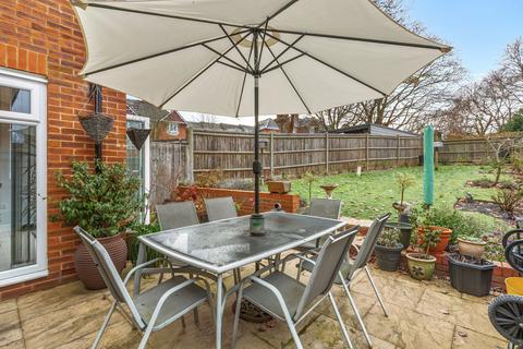 undefined, Babington Road, Aylesbury HP22