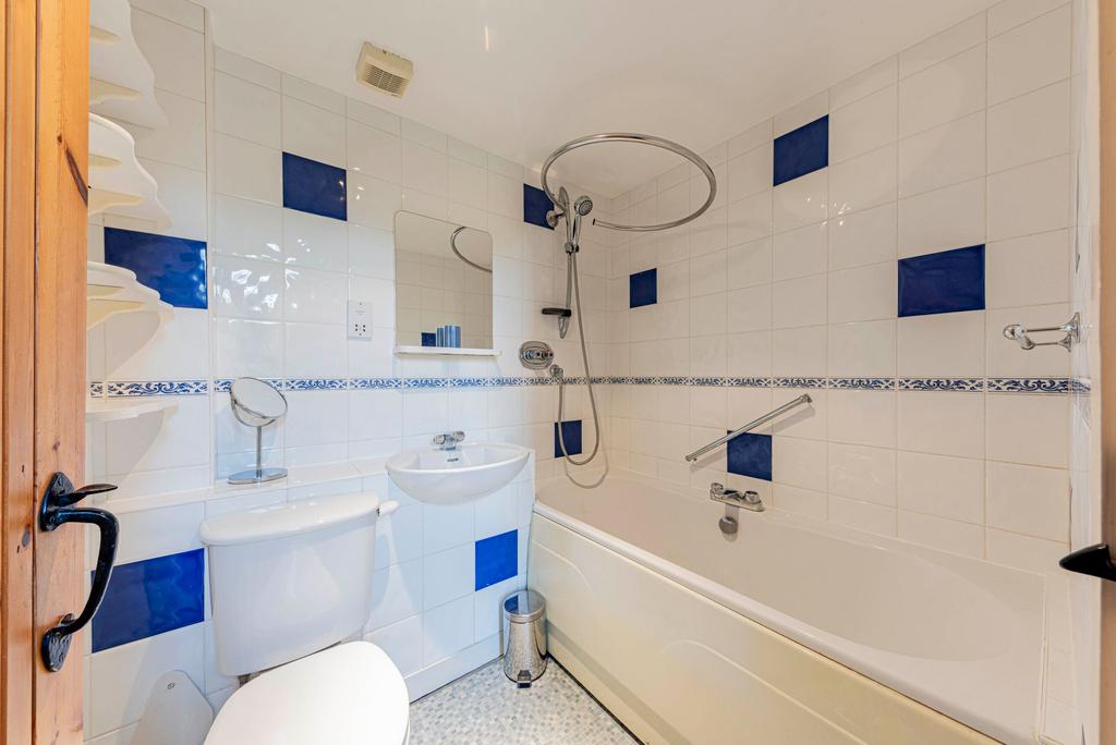 Bathroom (1)