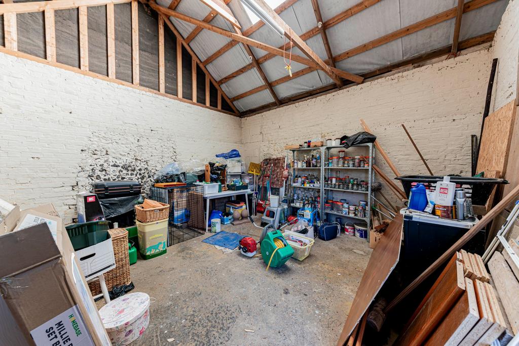 Outbuilding (1)
