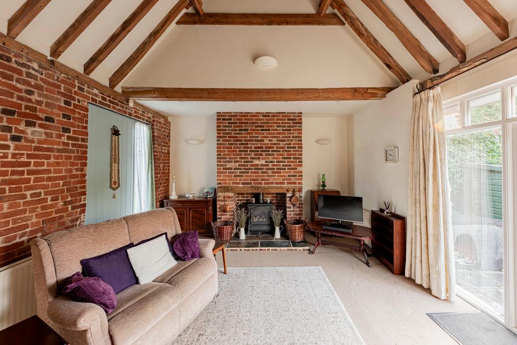 Living Room (3)