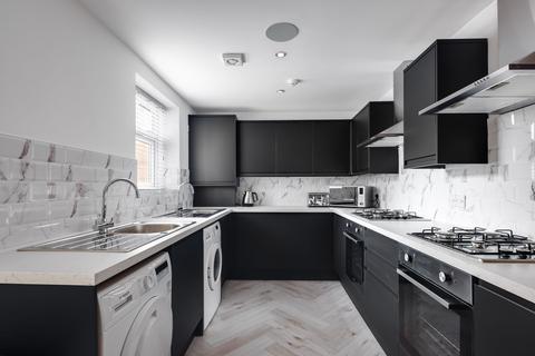 6 bedroom house to rent, Alderson Road, Liverpool L15