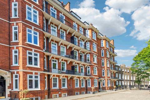 undefined, Welbeck Court, Addison Bridge Place, W14