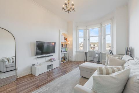 1 bedroom flat for sale, 35 Bolton Drive, Flat 3/1, Mount Florida, Glasgow, G42 9DT