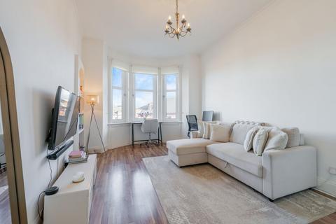 1 bedroom flat for sale, 35 Bolton Drive, Flat 3/1, Mount Florida, Glasgow, G42 9DT