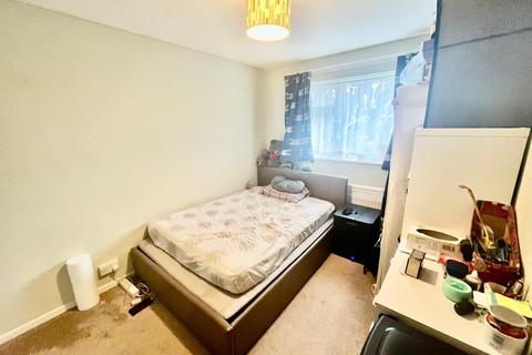 2 bedroom terraced house for sale, Holland Way, Newport Pagnell