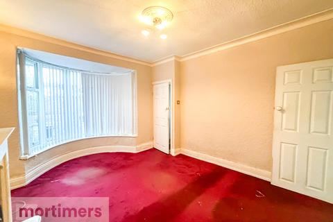 2 bedroom semi-detached house for sale, Lyndhurst Avenue, Blackburn, Lancashire, BB1