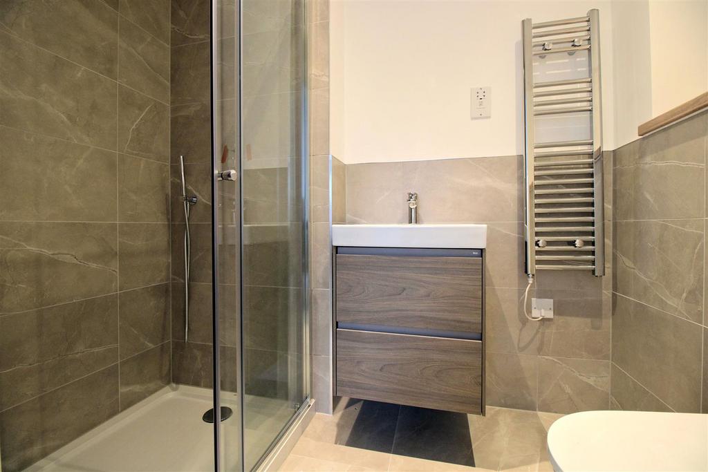Ensuite