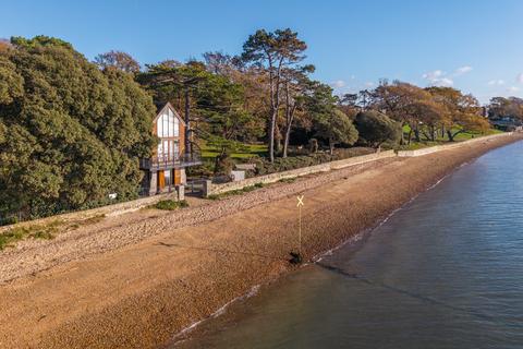 undefined, Netley Castle, SO31