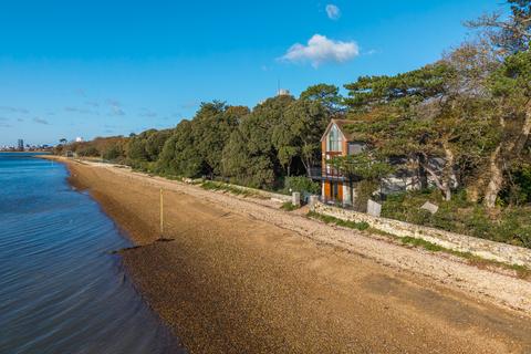 undefined, Netley Castle, SO31