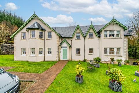 undefined, Flat 2 Dalandhui West, Garelochhead, G84 0BE