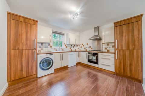 undefined, Flat 2 Dalandhui West, Garelochhead, G84 0BE