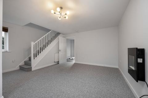 3 bedroom end of terrace house to rent, Russet Way, Melton Mowbray