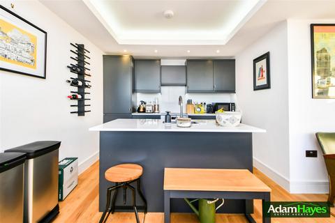 1 bedroom apartment for sale, 706 High Road, London N12