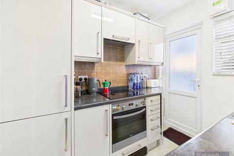 2 bedroom apartment to rent, Pandora Court, Surbiton KT6