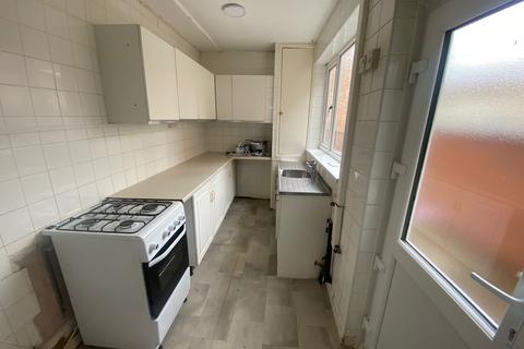 2 bedroom terraced house to rent, Leicester LE2