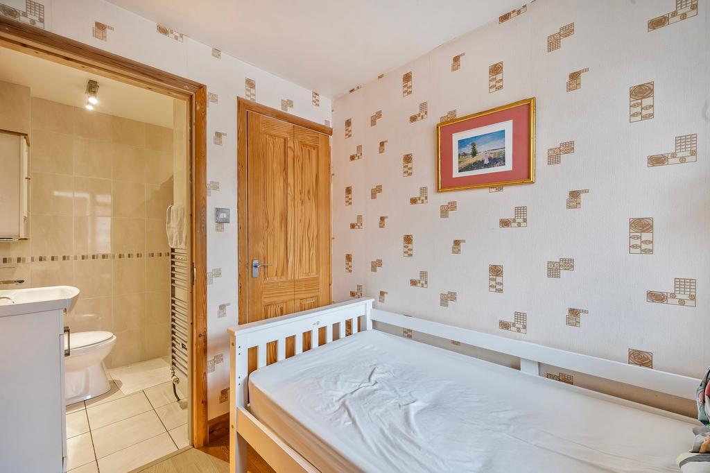 Curtis Road, Epsom - KT19 0 LG