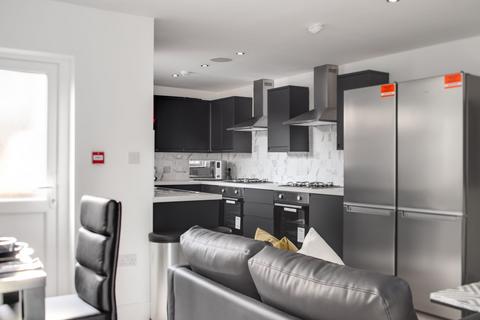 6 bedroom house to rent, Alderson Road, Liverpool L15