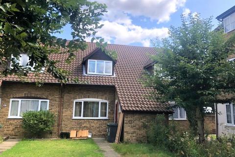 undefined, Falcon Close, Dartford, Kent, DA1