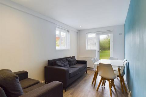 undefined, Albion Hill, Brighton