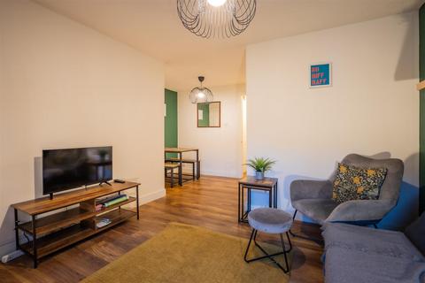 1 bedroom maisonette for sale, Llansannor Drive, Cardiff CF10
