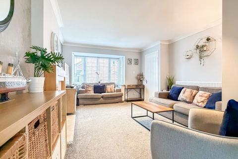 3 bedroom detached house for sale, Rowan Avenue, Molescroft  HU17