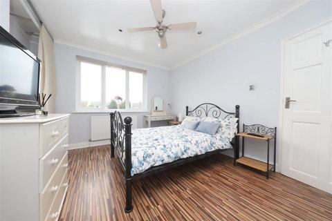 undefined, Candover Close, West Drayton, Harmondsworth,  UB7 0BD